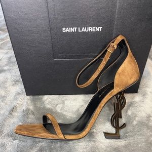 MUST SEE!!!!SAINT LAURENT heels